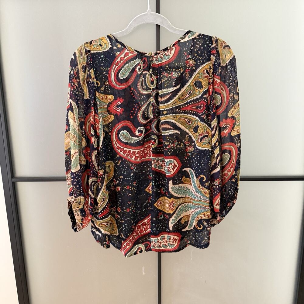 ANTHROPOLOGIE Top Size XS Velvet by Graham & Spencer Paisley Print Knit Blouse - Picture 10 of 12